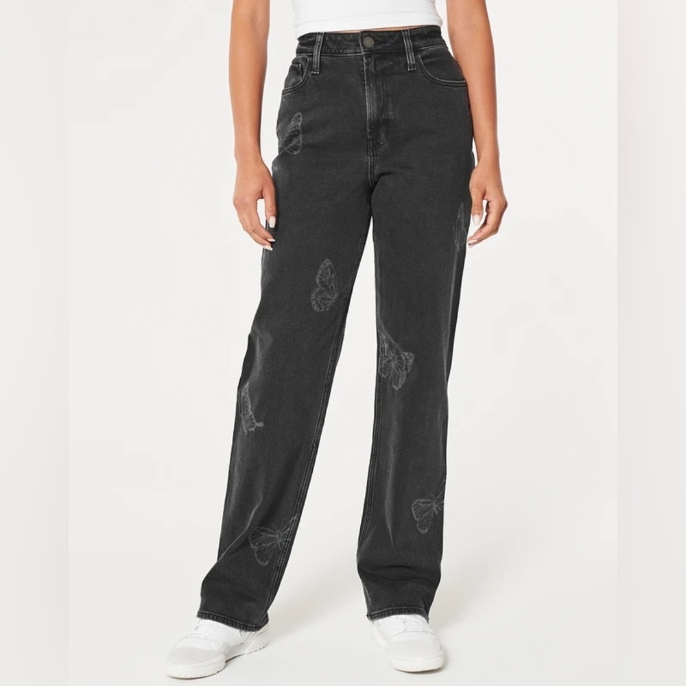 Hollister Ultra High-Rise Washed Black Butterfly Print Dad Jeans Sz 000 / 23R - Picture 2 of 11